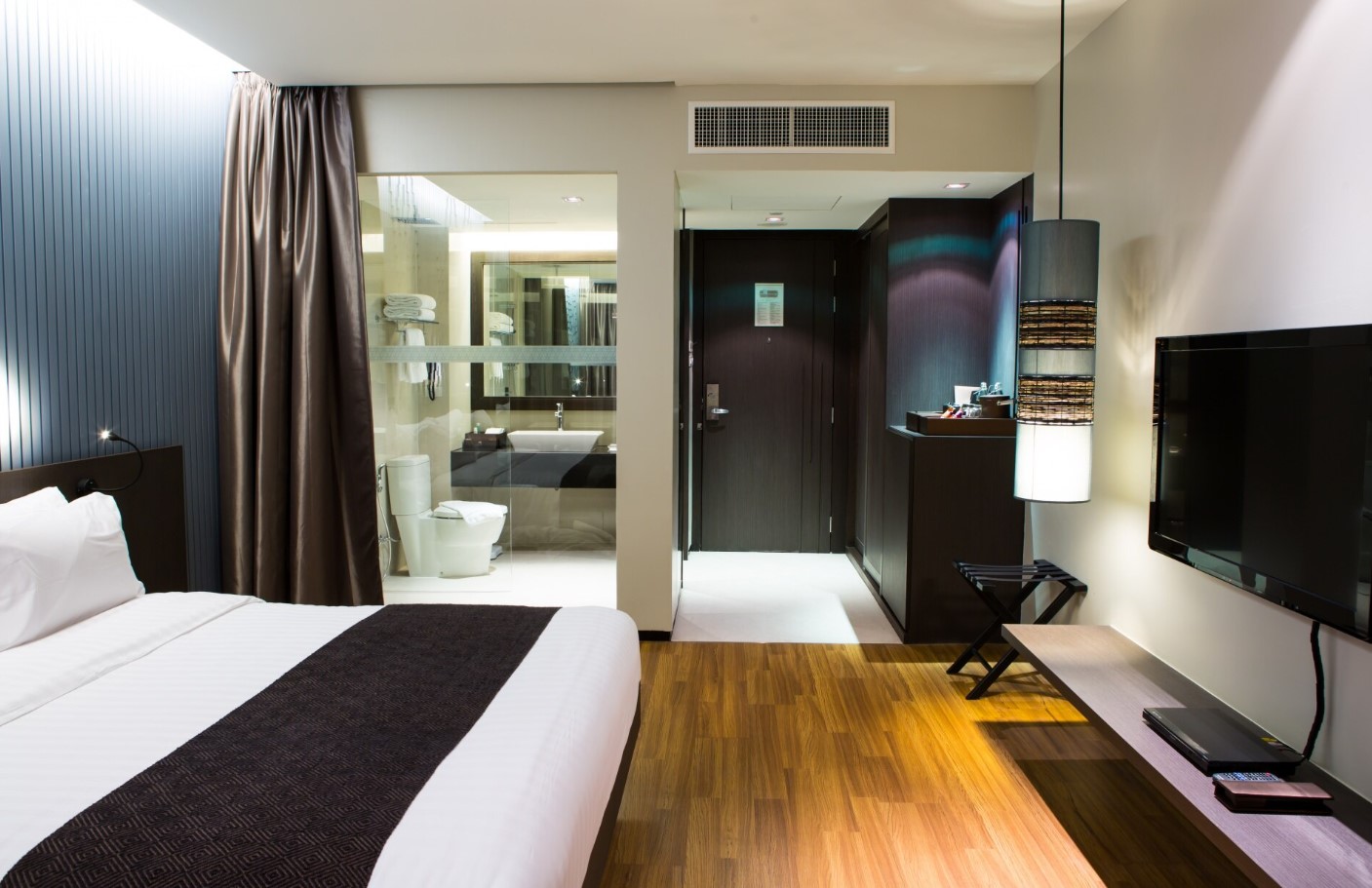 premium-suite-room